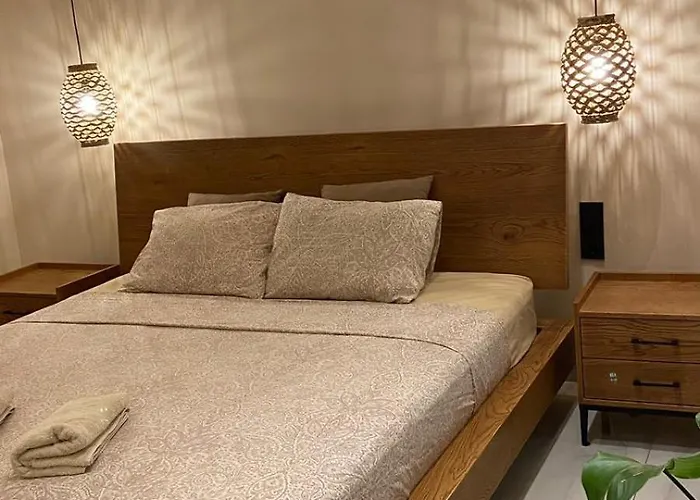 Sea-side Mountain Vilă